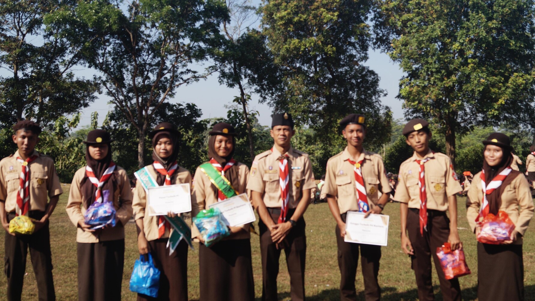 Pemipin Sangga Terbaik