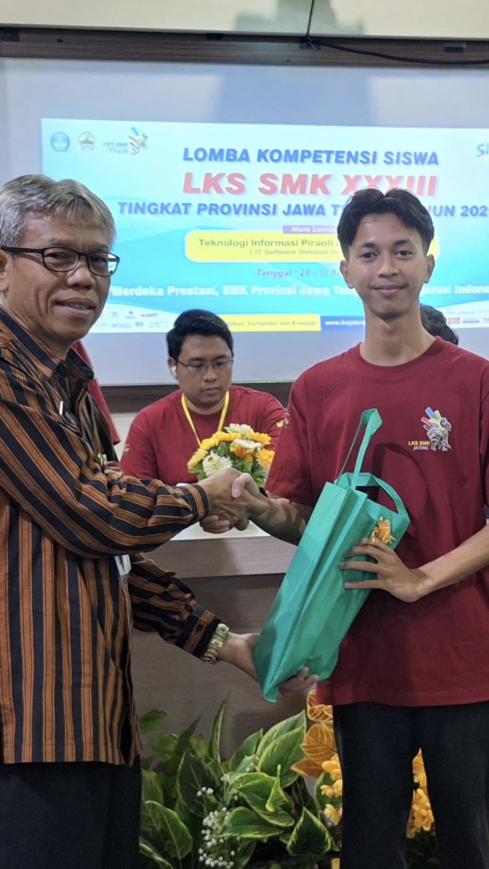 Menjadi Peserta LKS ITSSB Provinsi